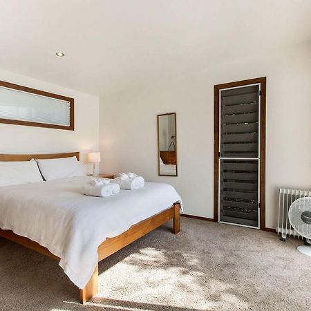 Oneroa Karaka Sanctuary With Spa Pool By Waiheke Unlimited חדר תמונה