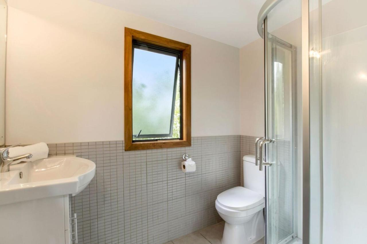 Oneroa Karaka Sanctuary With Spa Pool By Waiheke Unlimited חדר תמונה