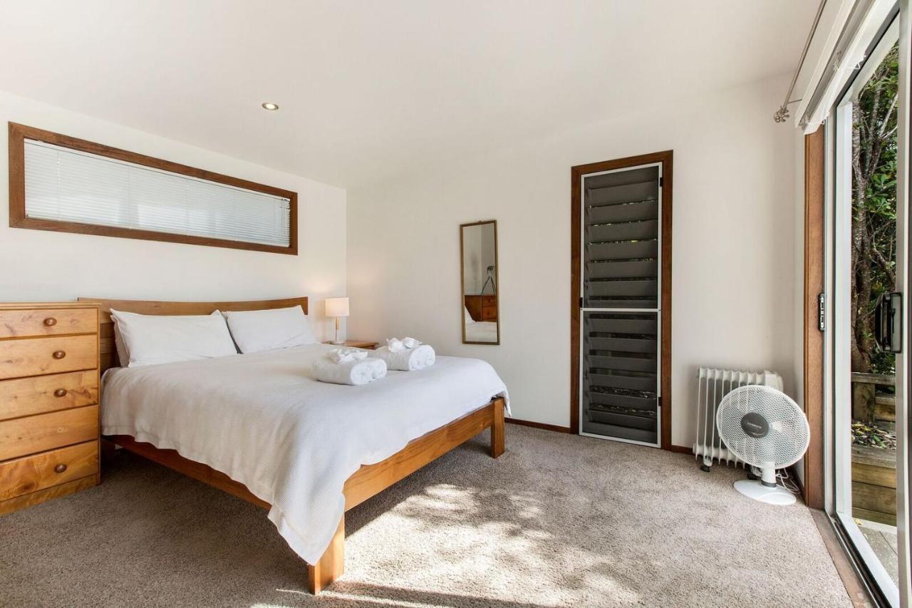 Oneroa Karaka Sanctuary With Spa Pool By Waiheke Unlimited חדר תמונה