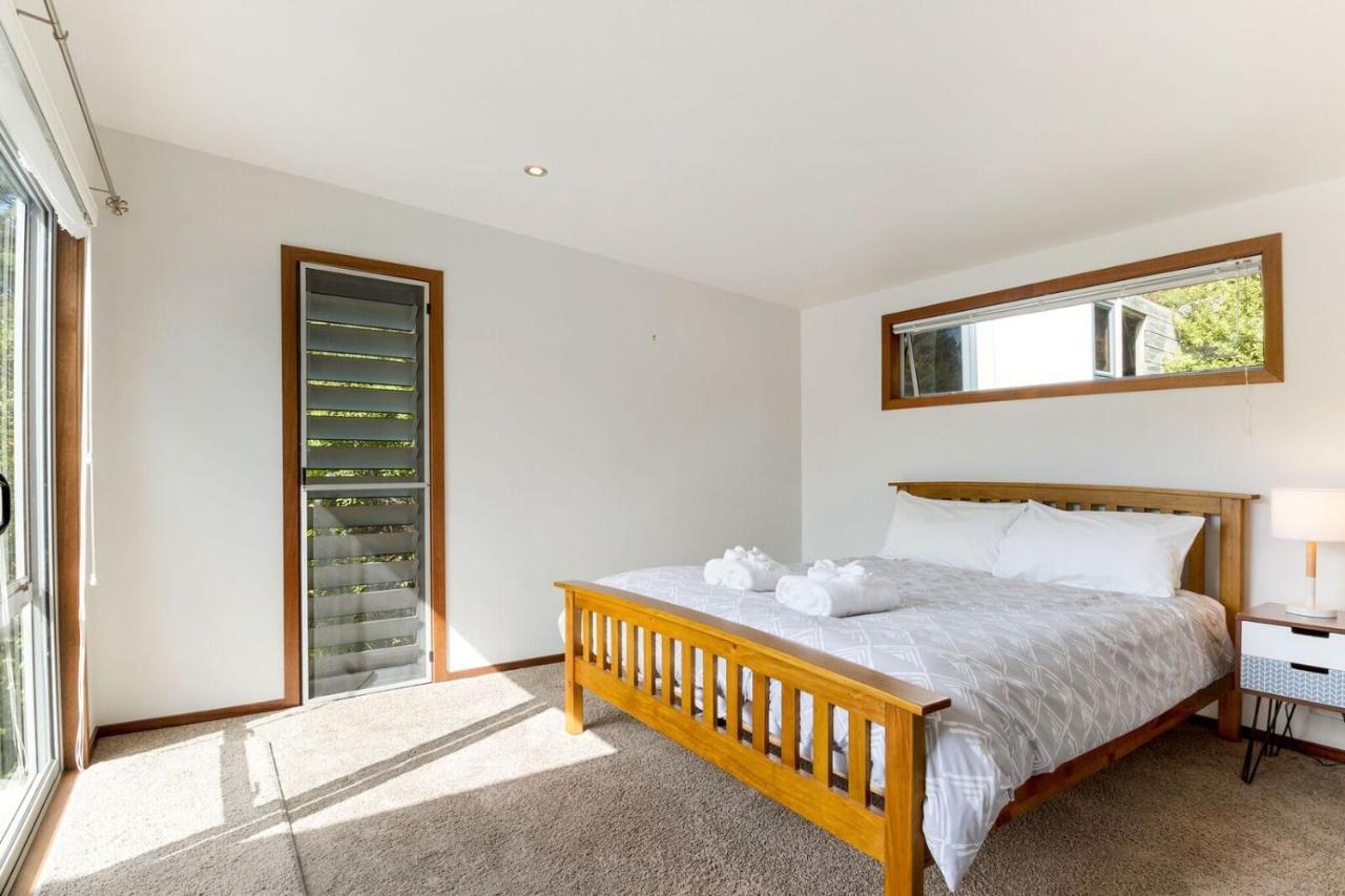 Oneroa Karaka Sanctuary With Spa Pool By Waiheke Unlimited חדר תמונה