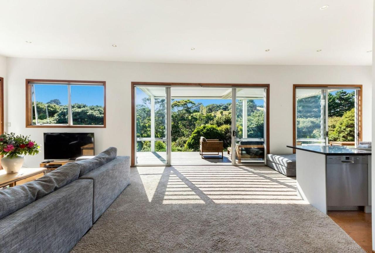 Oneroa Karaka Sanctuary With Spa Pool By Waiheke Unlimited חדר תמונה